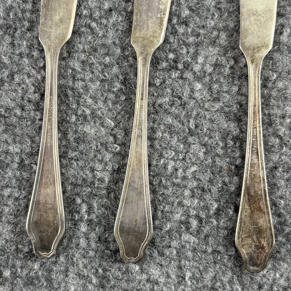 Vintage Rogers & Bro. Garland 1914 A1 Silverplate Butter Spreaders Set of 6